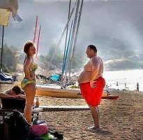 Ну наконец-то Ассоль дождалась. Вот ОНИ...алые паруса